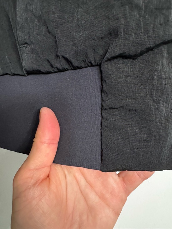 Lululemon Non-Stop Bomber *Reversible
Black (Second Release) SZ 6 W4BDGS - Picture 4 of 12